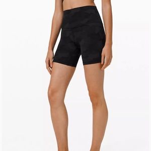 Lululemon Align high rise Biker shorts 6’